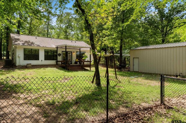 353 PR 5861, Yantis, TX 75497