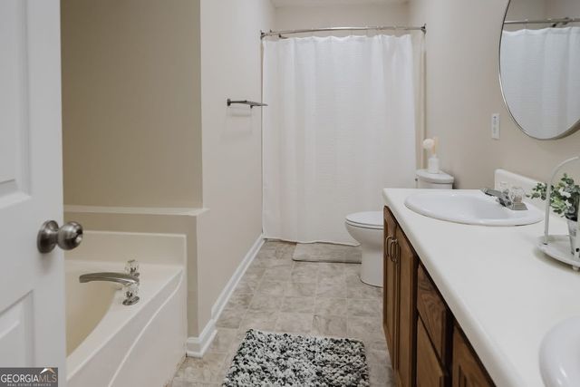 109 Ashley Oaks Drive, Barnesville, GA 30204