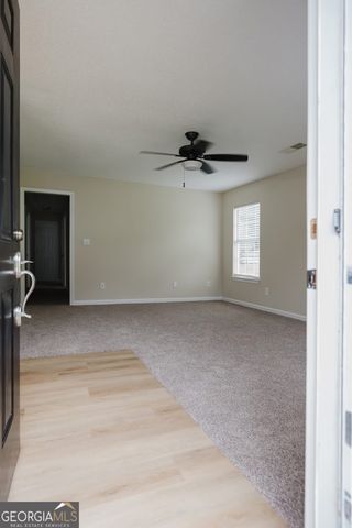 109 Ashley Oaks Drive, Barnesville, GA 30204