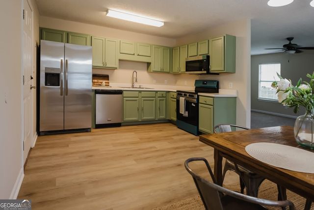 109 Ashley Oaks Drive, Barnesville, GA 30204