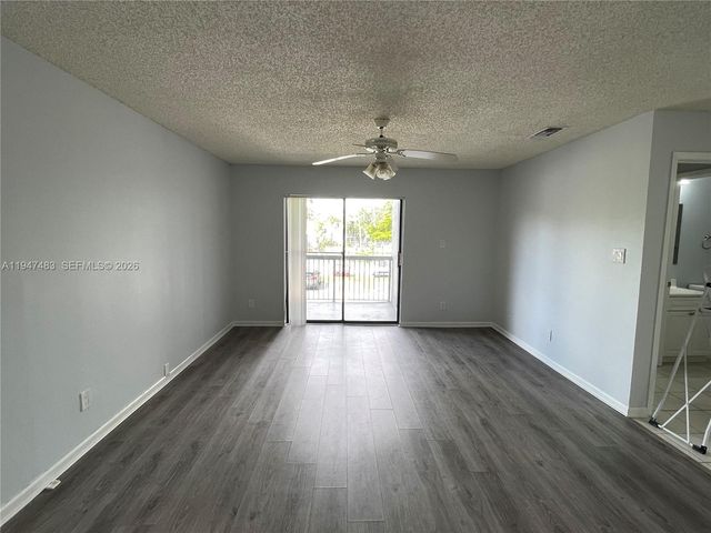 11211 W Atlantic Blvd 202, Coral Springs, FL 33071