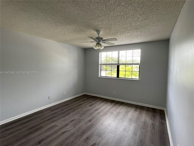 11211 W Atlantic Blvd 202, Coral Springs, FL 33071