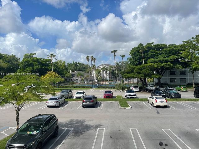 11211 W Atlantic Blvd 202, Coral Springs, FL 33071