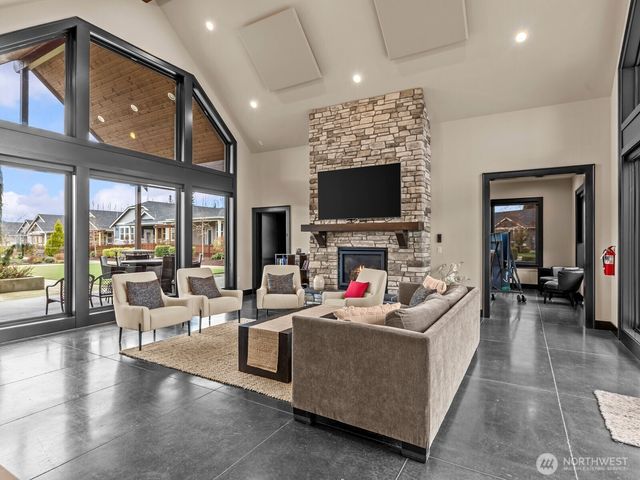 742 Parkland Loop, Sedro Woolley, WA 98284