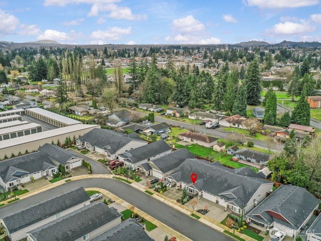 742 Parkland Loop, Sedro Woolley, WA 98284