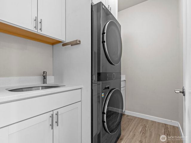 742 Parkland Loop, Sedro Woolley, WA 98284