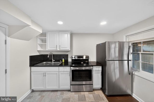 209 SHENANDOAH ST SE, Leesburg, VA 20175