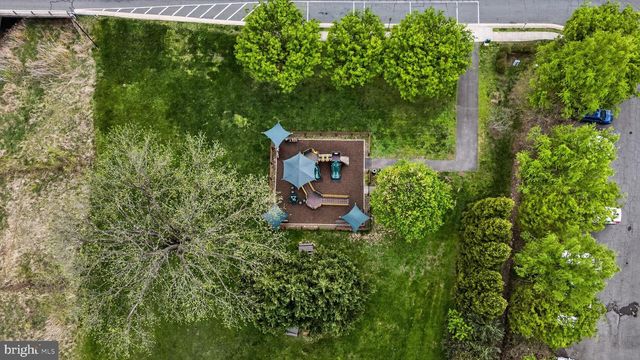 209 SHENANDOAH ST SE, Leesburg, VA 20175