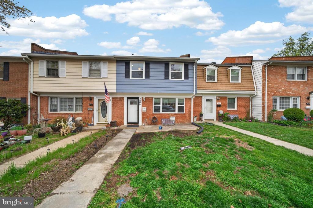 209 SHENANDOAH ST SE, Leesburg, VA 20175