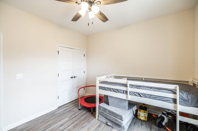 202 Hollow Tree Cir, Castalian Springs, TN 37031