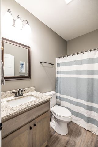 202 Hollow Tree Cir, Castalian Springs, TN 37031