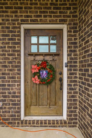 202 Hollow Tree Cir, Castalian Springs, TN 37031