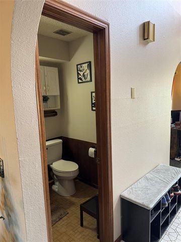 4905 Washington Square, Oklahoma City, OK 73135