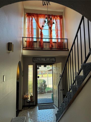 4905 Washington Square, Oklahoma City, OK 73135