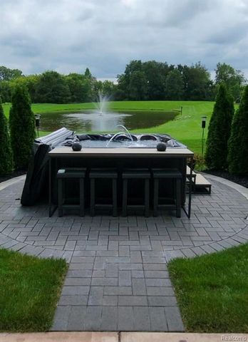 16414 Via Mera, Macomb, MI 48042