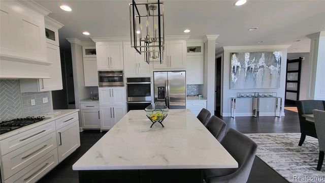 16414 Via Mera, Macomb, MI 48042