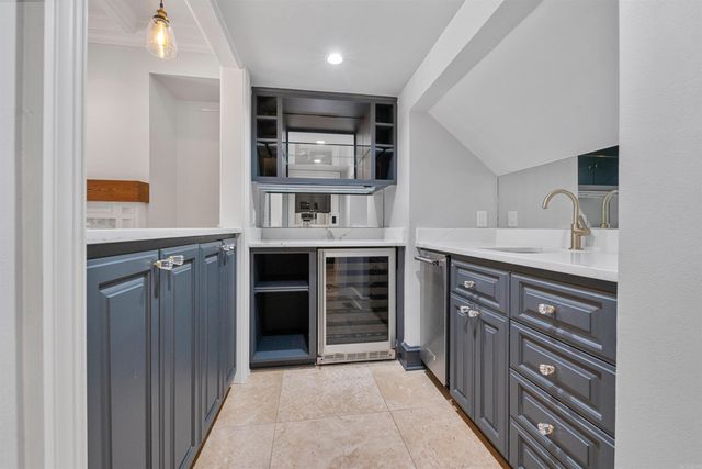 4 Sologne Circle, Little Rock, AR 72223