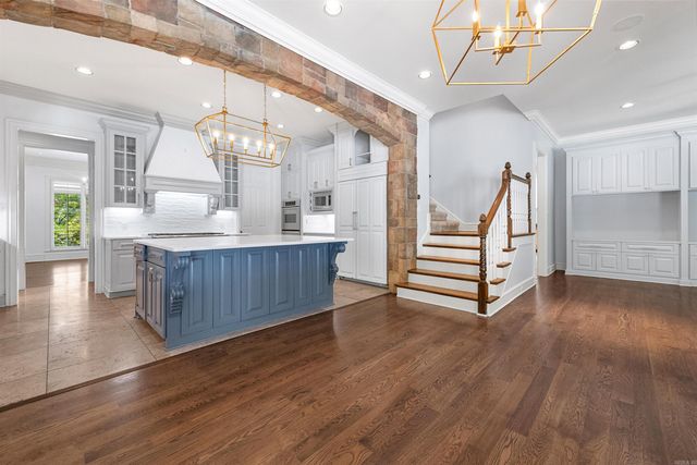 4 Sologne Circle, Little Rock, AR 72223