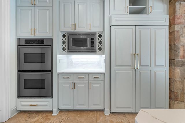 4 Sologne Circle, Little Rock, AR 72223