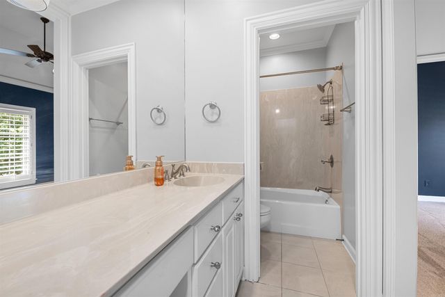 4 Sologne Circle, Little Rock, AR 72223