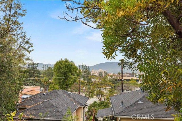 65 Grace Terrace, Pasadena, CA 91105