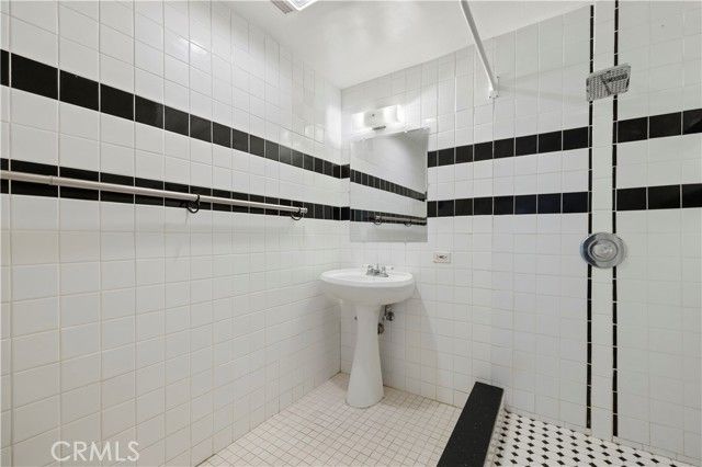 65 Grace Terrace, Pasadena, CA 91105