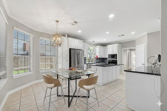 4303 Noble Oak Trail, Houston, TX 77059