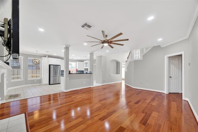 4303 Noble Oak Trail, Houston, TX 77059