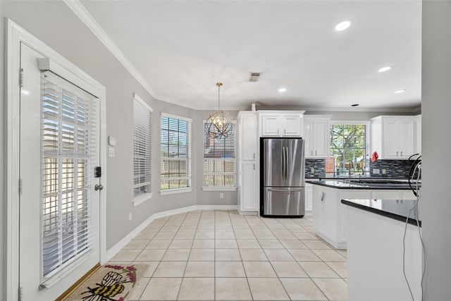 4303 Noble Oak Trail, Houston, TX 77059