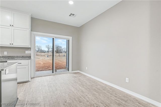 101 Hall Lane, Pocola, OK 74902