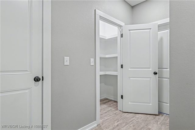 101 Hall Lane, Pocola, OK 74902