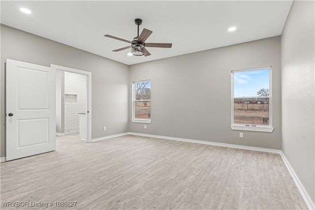 101 Hall Lane, Pocola, OK 74902