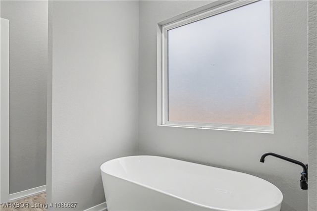 101 Hall Lane, Pocola, OK 74902