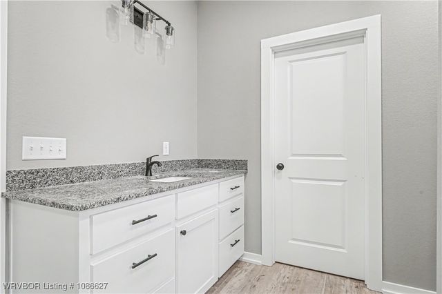 101 Hall Lane, Pocola, OK 74902