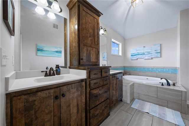 19276 W 210TH Street, Spring Hill, KS 66083