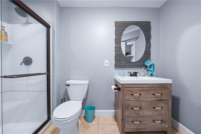 19276 W 210TH Street, Spring Hill, KS 66083