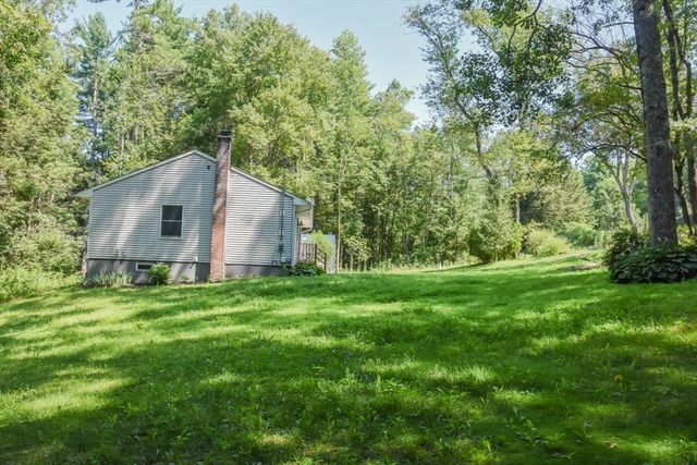 1188 West Brookfield Road, New Braintree, MA 01531