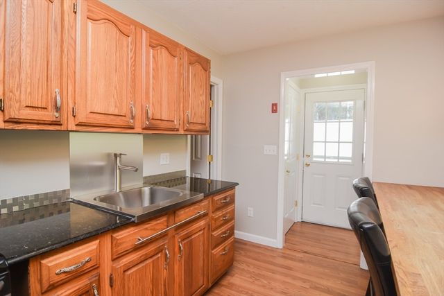 1188 West Brookfield Road, New Braintree, MA 01531