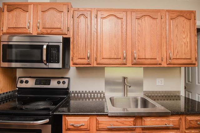 1188 West Brookfield Road, New Braintree, MA 01531