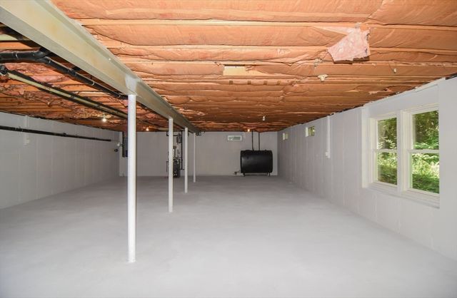 1188 West Brookfield Road, New Braintree, MA 01531