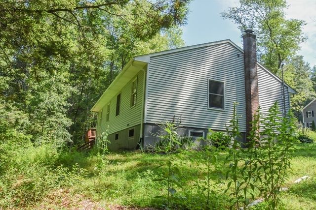1188 West Brookfield Road, New Braintree, MA 01531