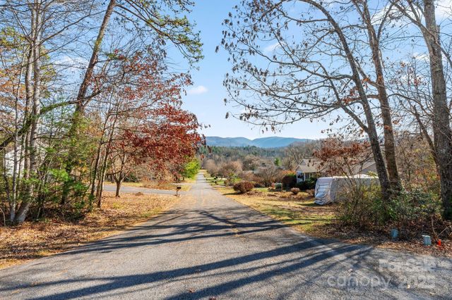 31 Cane Creek Circle 21, Fairview, NC 28730