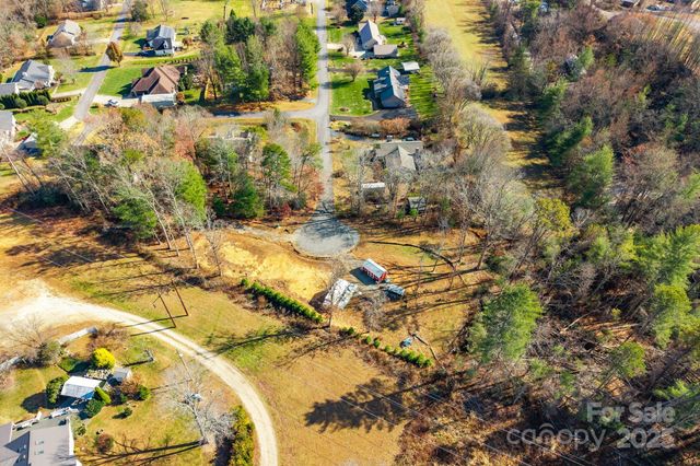 31 Cane Creek Circle 21, Fairview, NC 28730