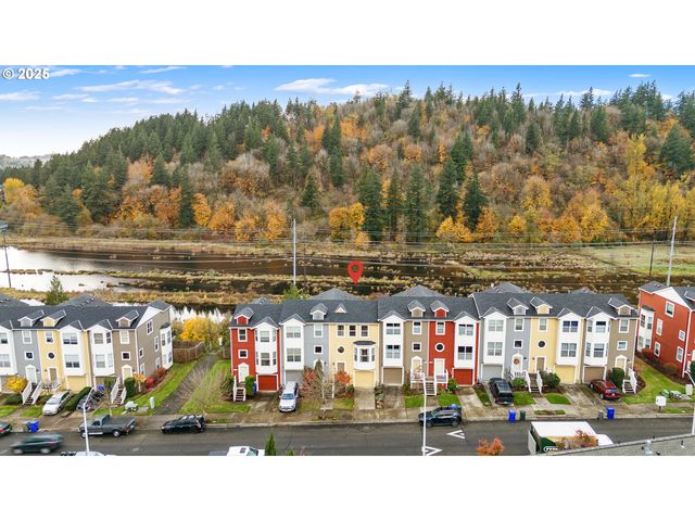 249 Nw BATTAGLIA Ave, Gresham, OR 97030