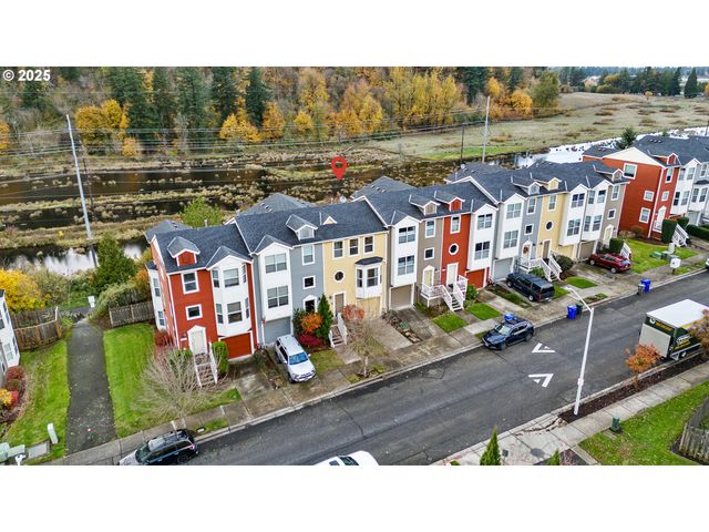 249 Nw BATTAGLIA Ave, Gresham, OR 97030