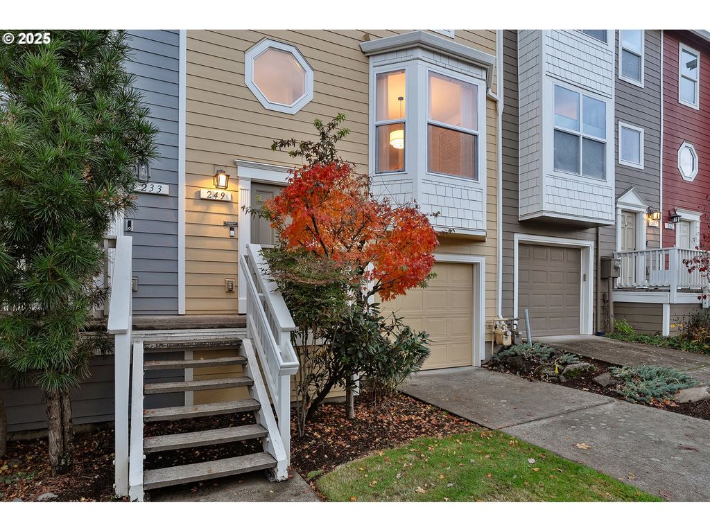 249 Nw BATTAGLIA Ave, Gresham, OR 97030