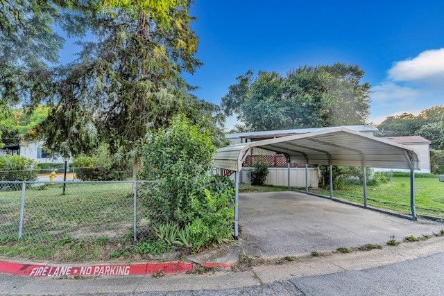 614 Autumn Leaves Trail 99, Grand Prairie, TX 75060