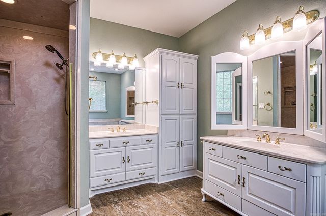 3 SACEDON Circle, Hot Springs Village, AR 71909