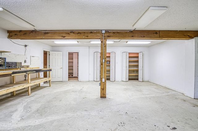 3 SACEDON Circle, Hot Springs Village, AR 71909