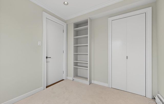 42-30 Douglaston Parkway 5N, Douglaston, NY 11363